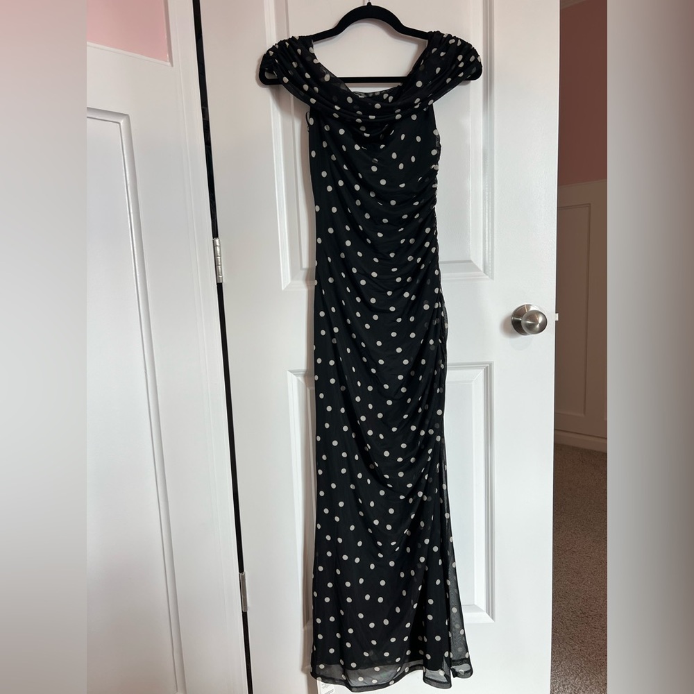 NWT Abercrombie and Fitch Polka Dot Mesh Ruched Maxi Dress Black and White Small